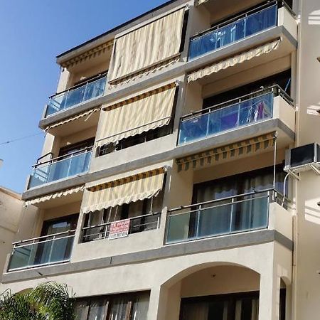Apartamentos Gladys Морайра Екстериор снимка